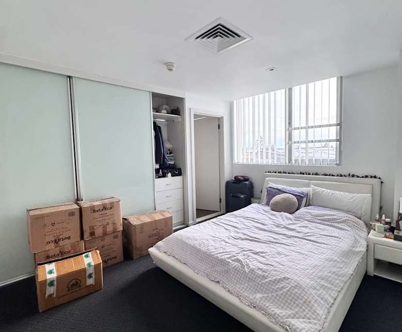 Unfurnished room with own bathroom