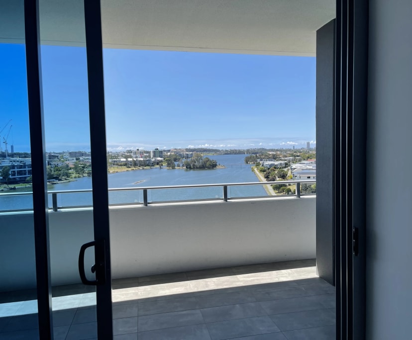 $425, Flatshare, 2 bathrooms, Varsity Lakes QLD 4227