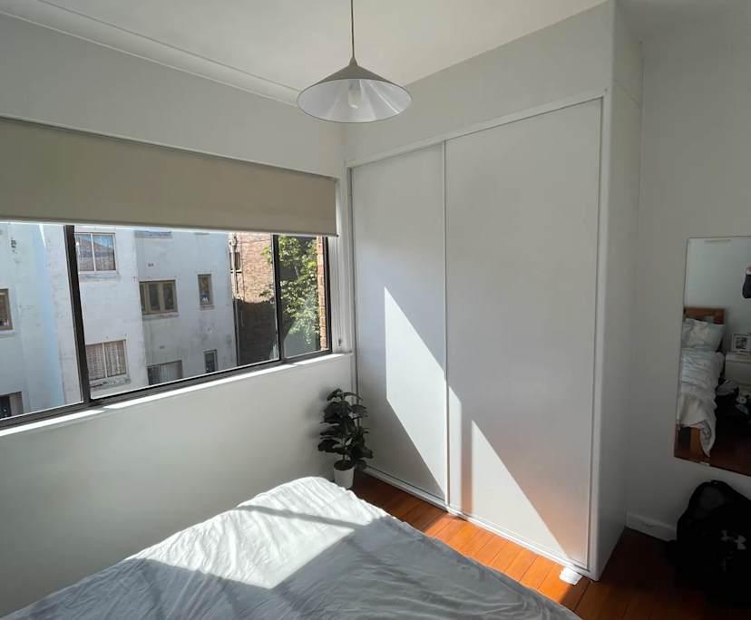 Furnished room in a flatshare