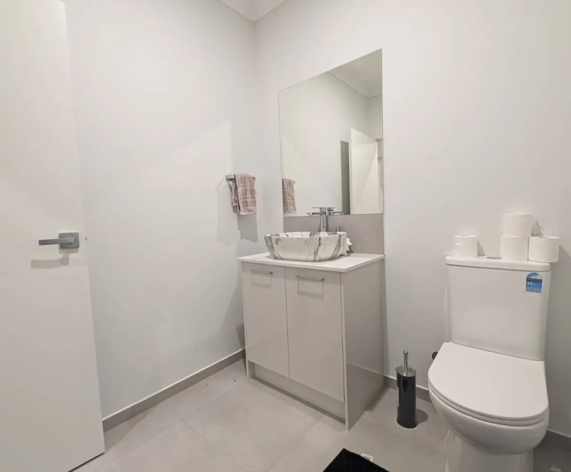 $230-280, Share-house, 3 rooms, Rockbank VIC 3335, Rockbank VIC 3335