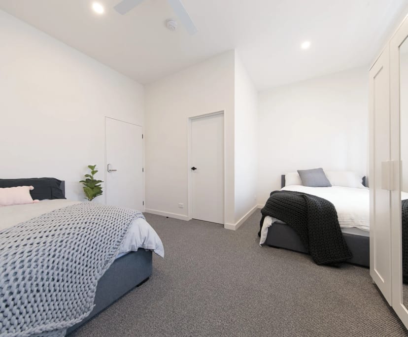 $340, Share-house, 6 bathrooms, Geelong West VIC 3218