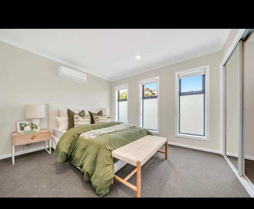 $300, Share-house, 3 bathrooms, South Morang VIC 3752