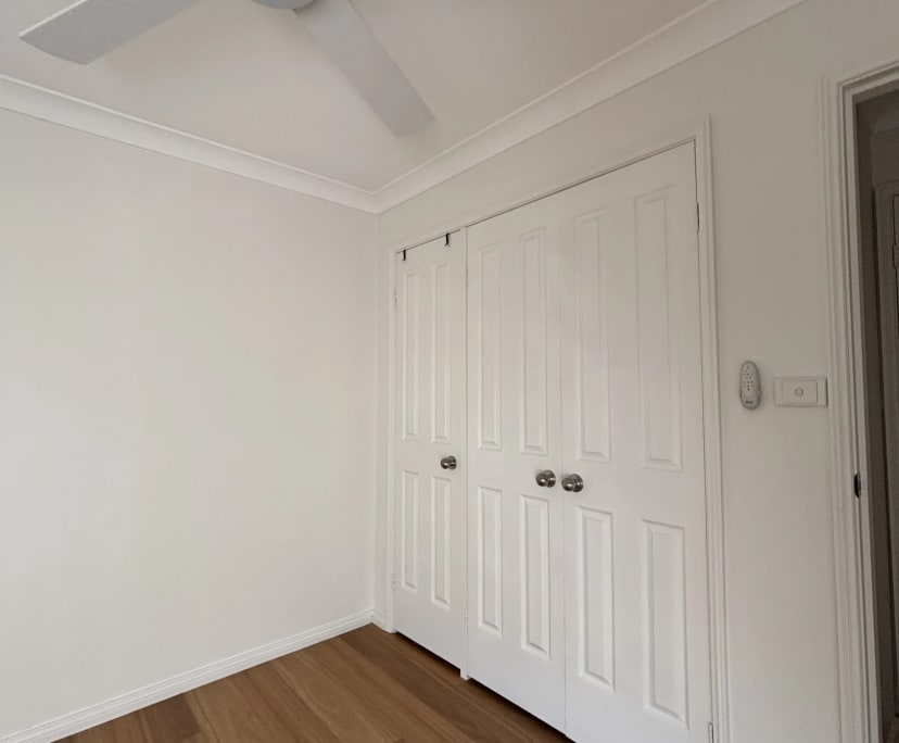Unfurnished room in a share house