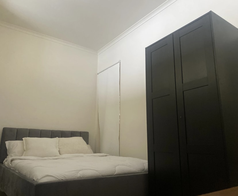 $300, Flatshare, 3 bathrooms, Windsor VIC 3181