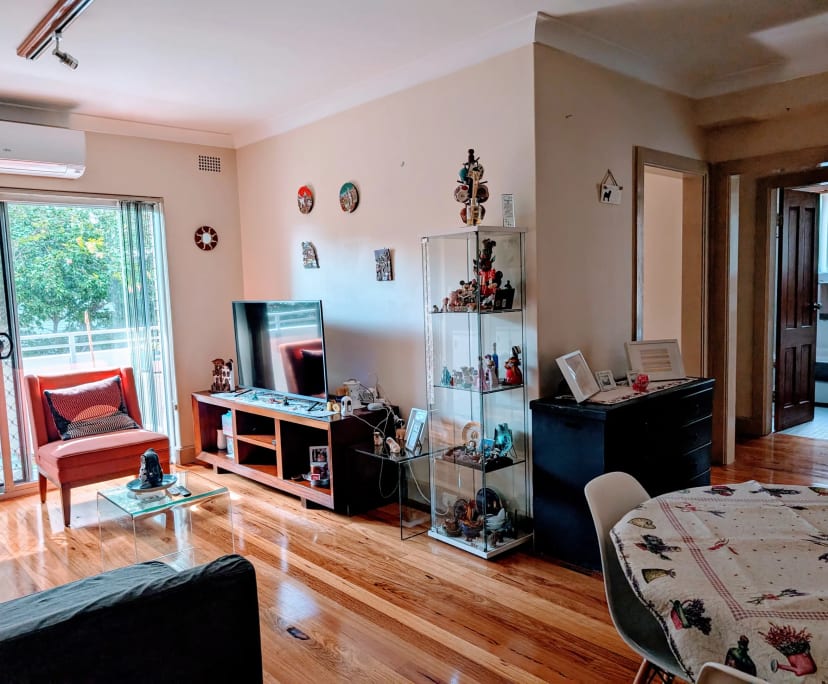 Furnished room in a flatshare