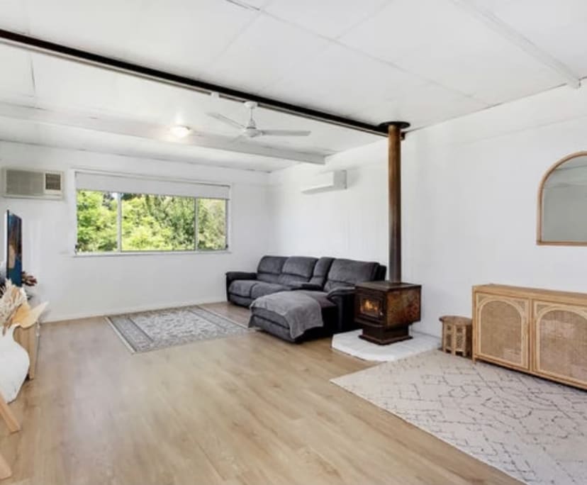 Room in a share house