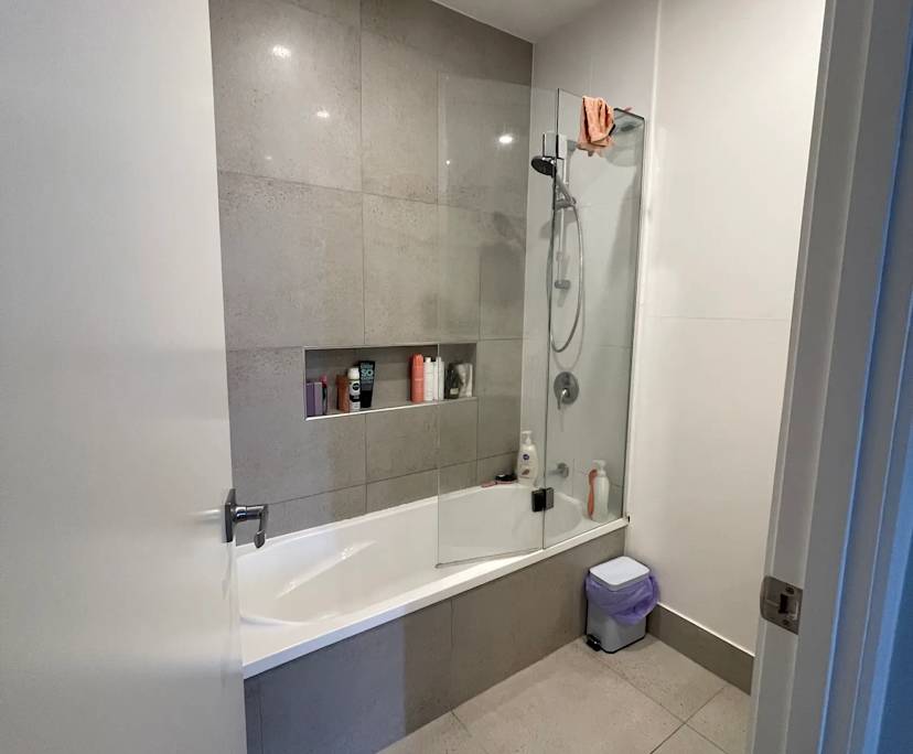 $280, Share-house, 3 bathrooms, Robina QLD 4226