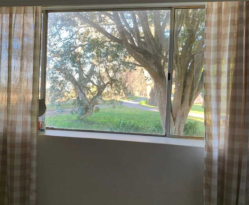 $375, Share-house, 4 bathrooms, Exeter NSW 2579