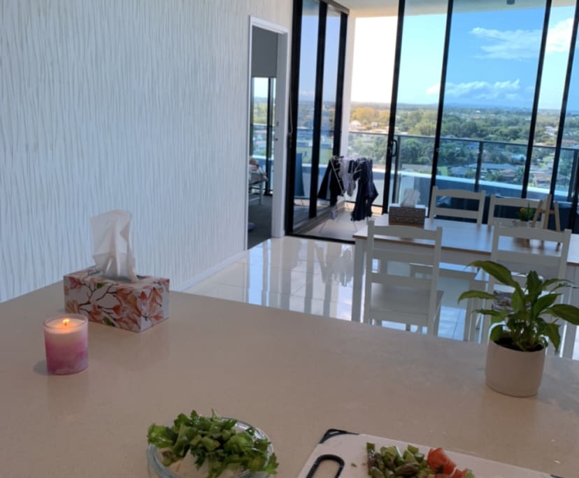 $395, Flatshare, 2 bathrooms, Biggera Waters QLD 4216