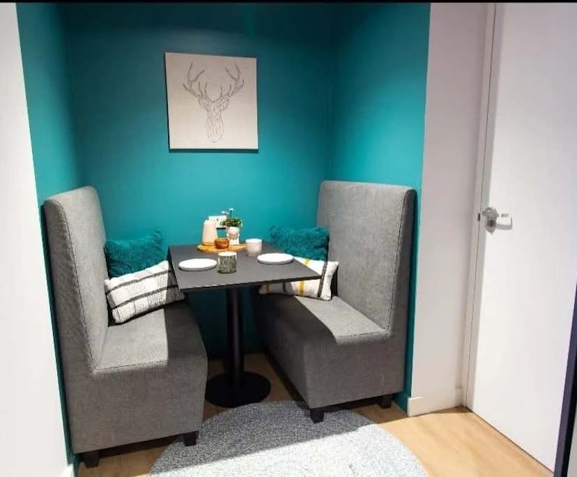Furnished room in a share house
