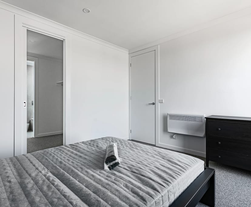 $230, Share-house, 3 bathrooms, Fraser Rise VIC 3336