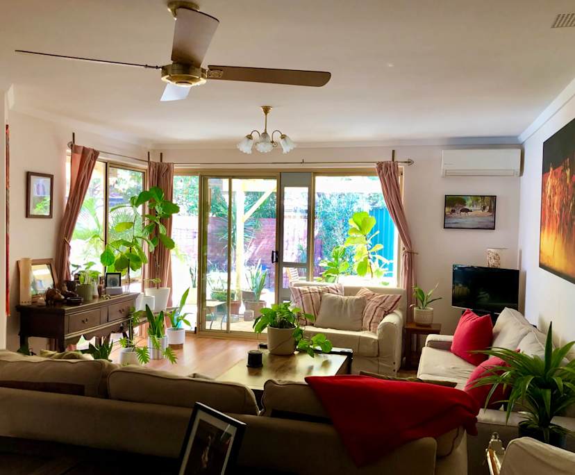 Furnished room in a share house