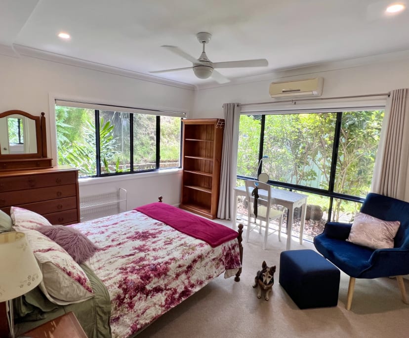 Room for Rent in Mooroobool, Cairns 275, Furnishe...