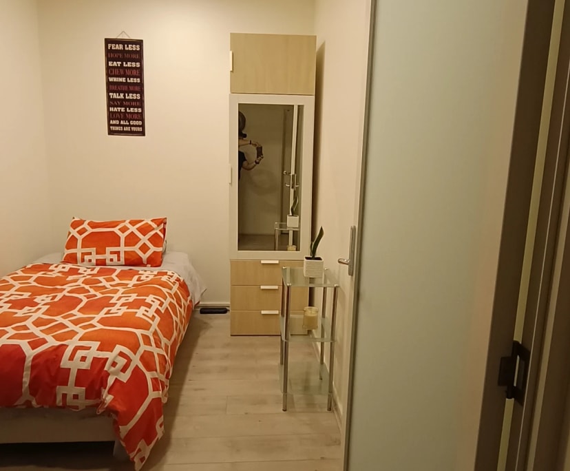$300, Flatshare, 2 bathrooms, Melbourne VIC 3004