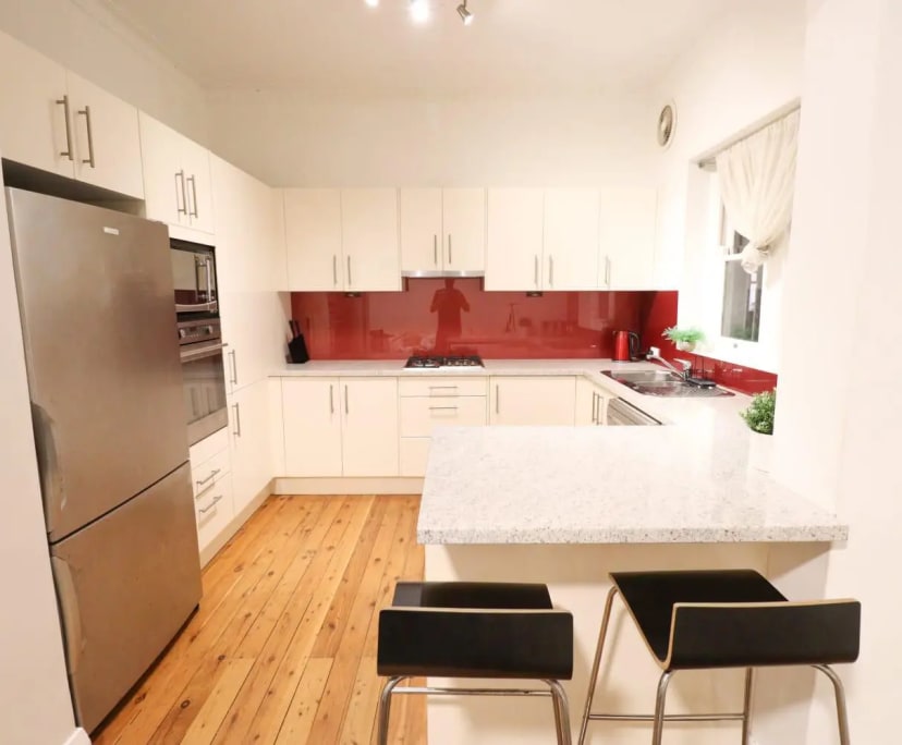 Furnished room in a flatshare