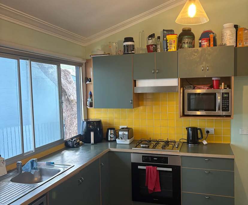 Furnished room in a share house