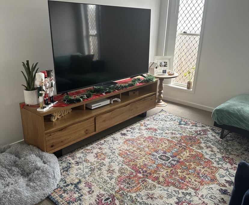 $270, Share-house, 3 bathrooms, Spring Mountain QLD 4300