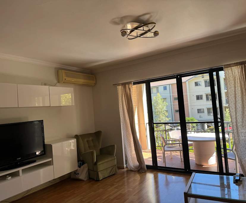 Furnished room in a share house