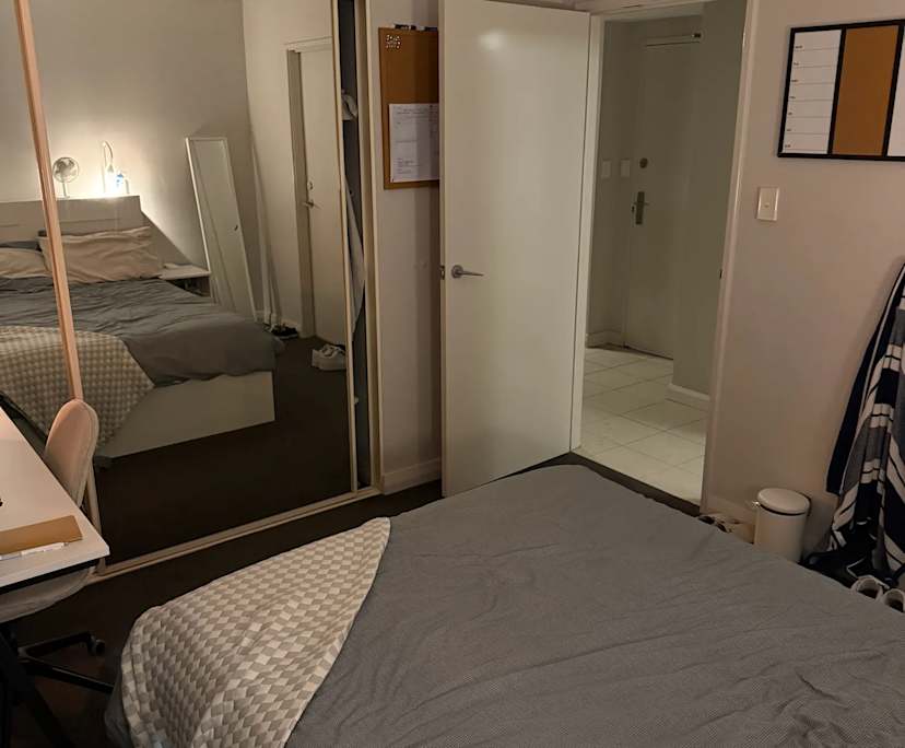 Room in a share house