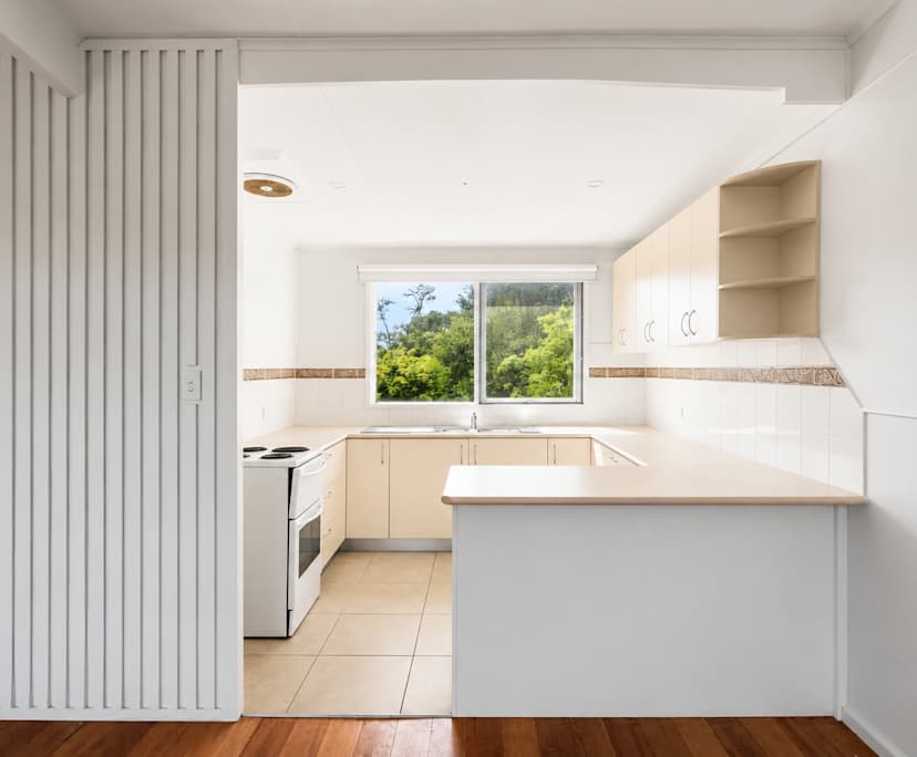 Room in a share house