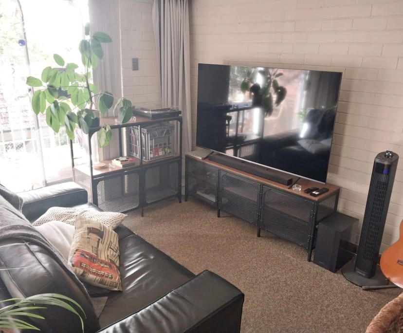 Unfurnished room in a flatshare