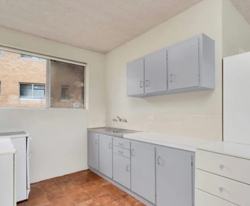 $250, Homestay, 2 bathrooms, Crestwood NSW 2620