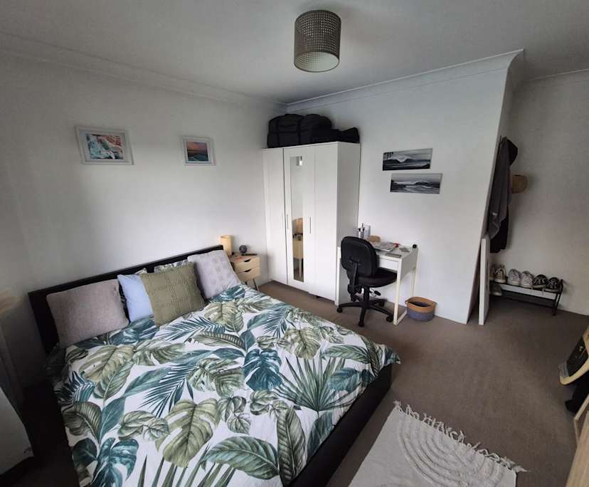 Furnished room with own bathroom