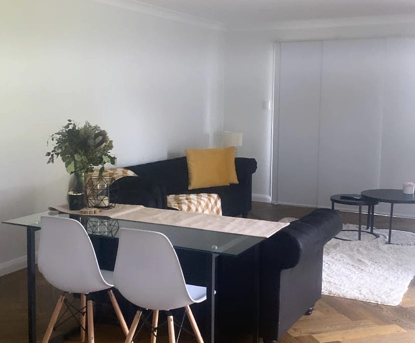 Room in a share house