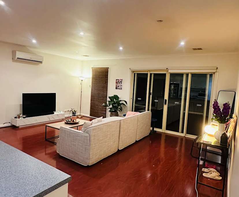 $300, Share-house, 2 bathrooms, Murrumbeena VIC 3163