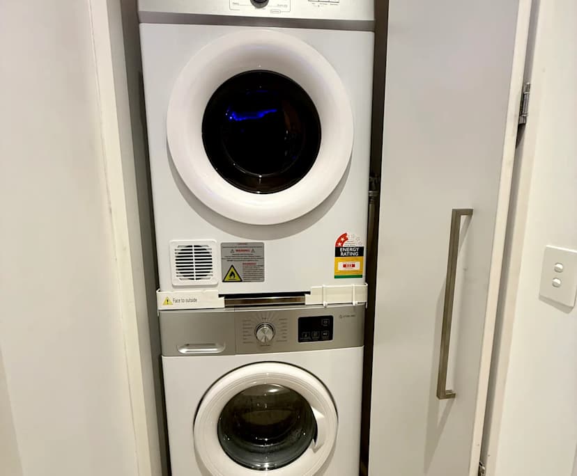 $500, Flatshare, 2 bathrooms, Southbank VIC 3006