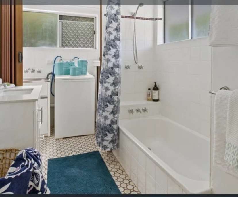 $300, Flatshare, 2 bathrooms, Yorkeys Knob QLD 4878