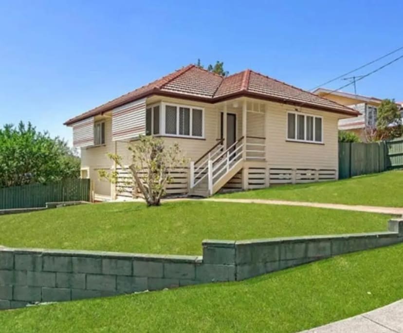Unfurnished room in a share house