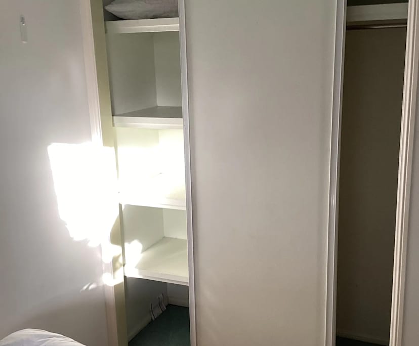 $300, Share-house, 3 bathrooms, Cannonvale QLD 4802