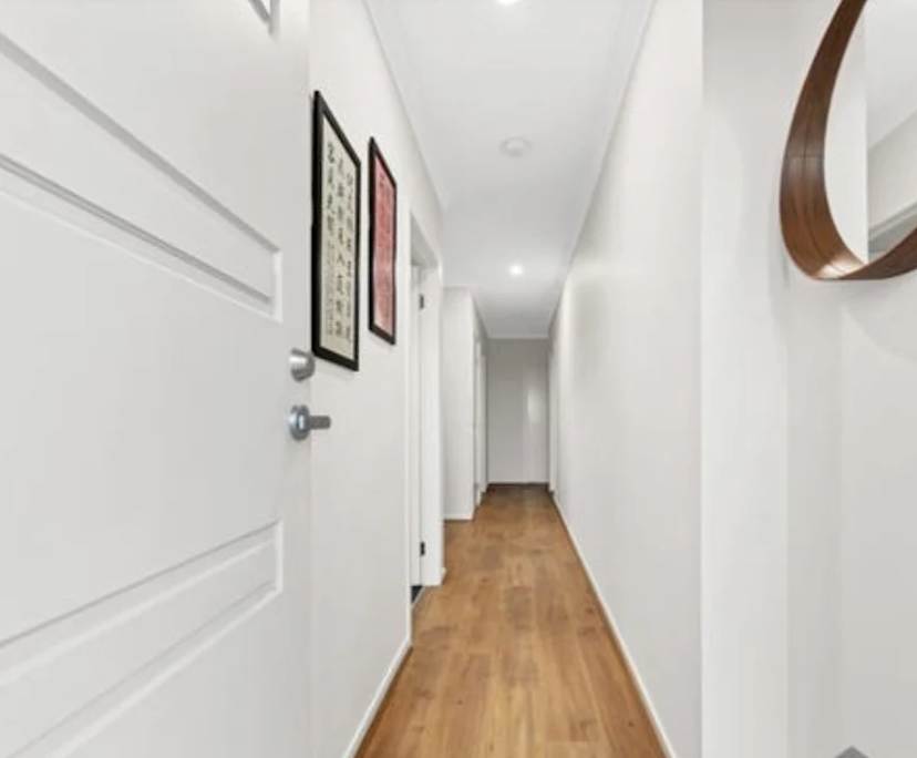 Unfurnished room in a share house