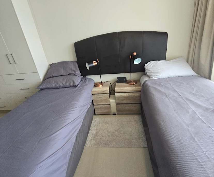 $575, Flatshare, 2 bathrooms, Surfers Paradise QLD 4217