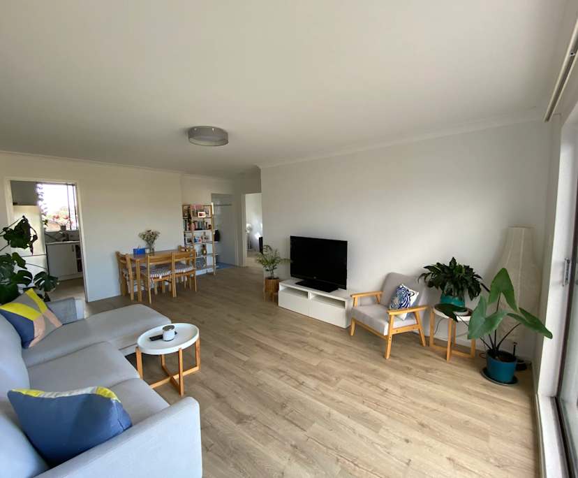 Whole property with 2 rooms for rent