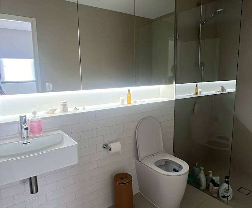 $950, Flatshare, 2 bathrooms, Caringbah NSW 2229