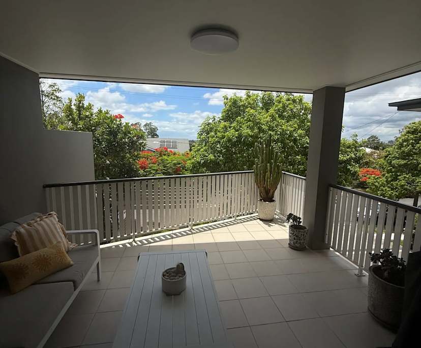 Furnished room with own bathroom