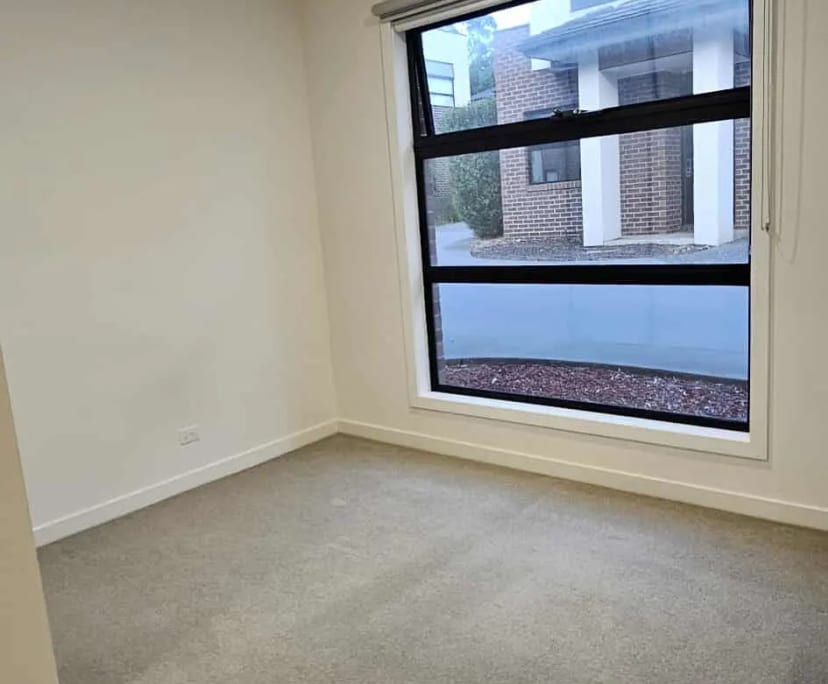 Unfurnished room in a share house