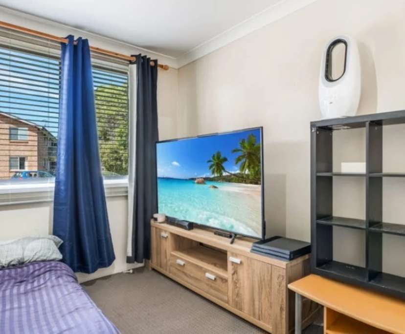 $250, Flatshare, 2 bathrooms, Ambarvale NSW 2560