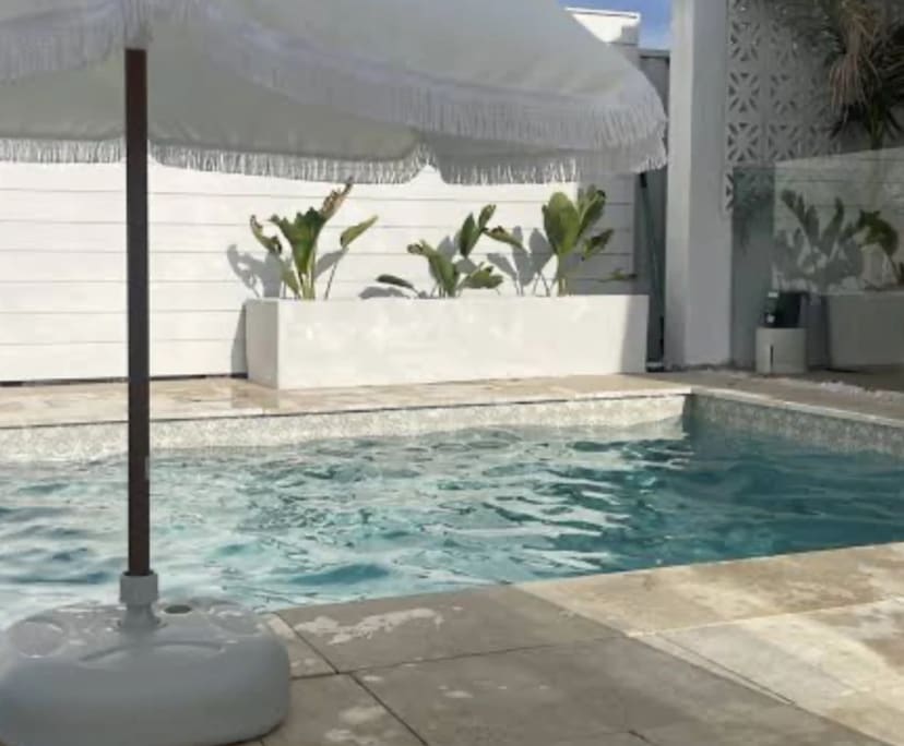 Furnished room with own bathroom