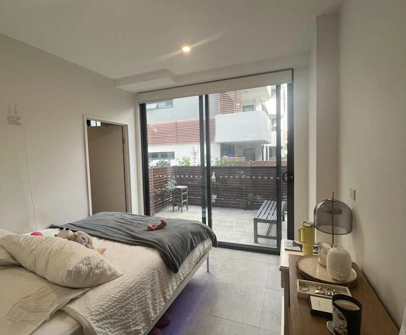 Furnished room with own bathroom