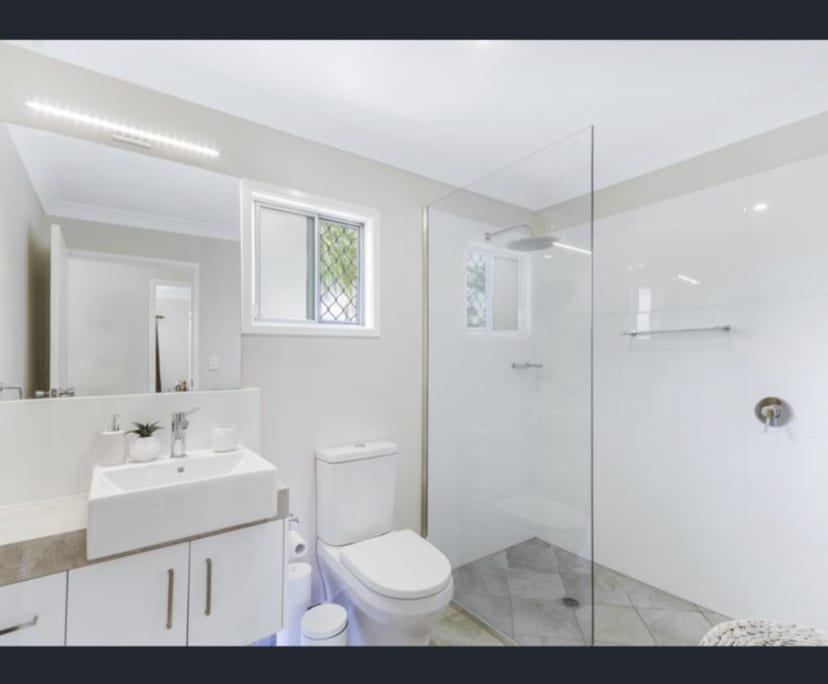 $150, Share-house, 3 bathrooms, Kirwan QLD 4817