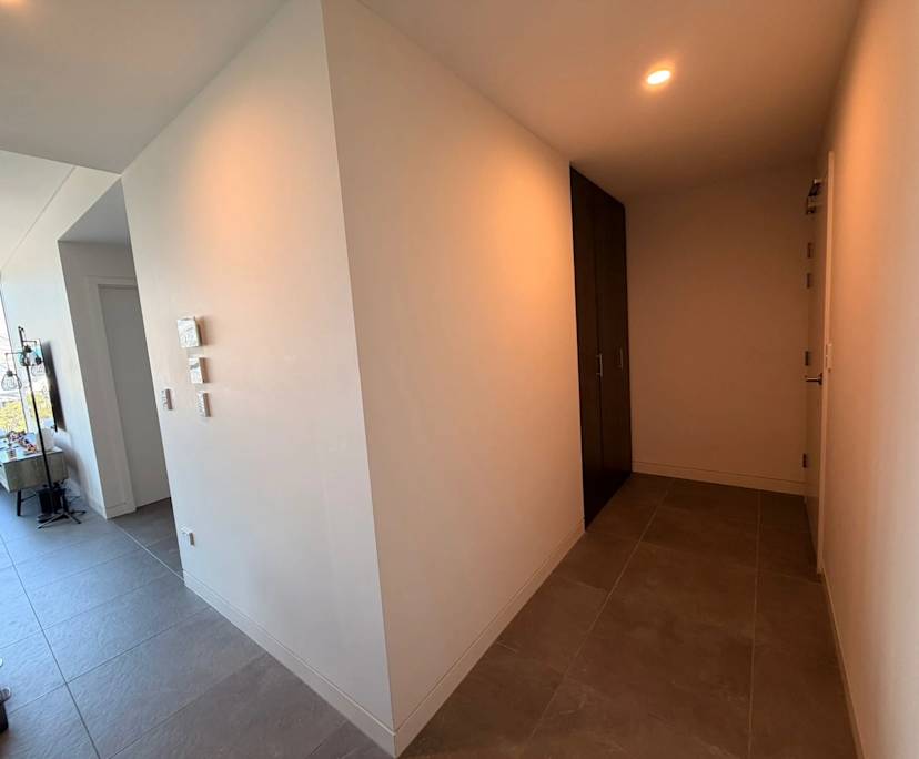 Furnished room with ensuite in a flatshare