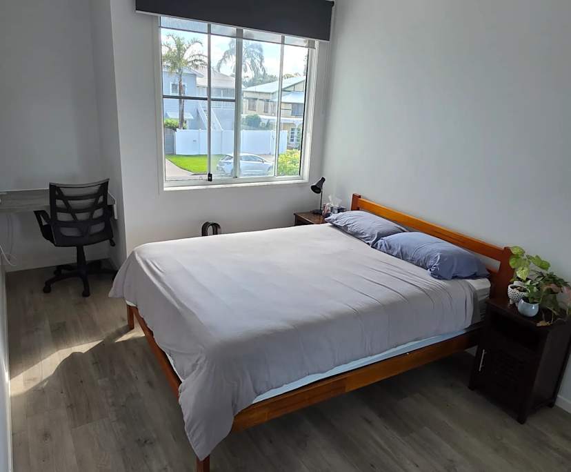 Furnished room in a share house