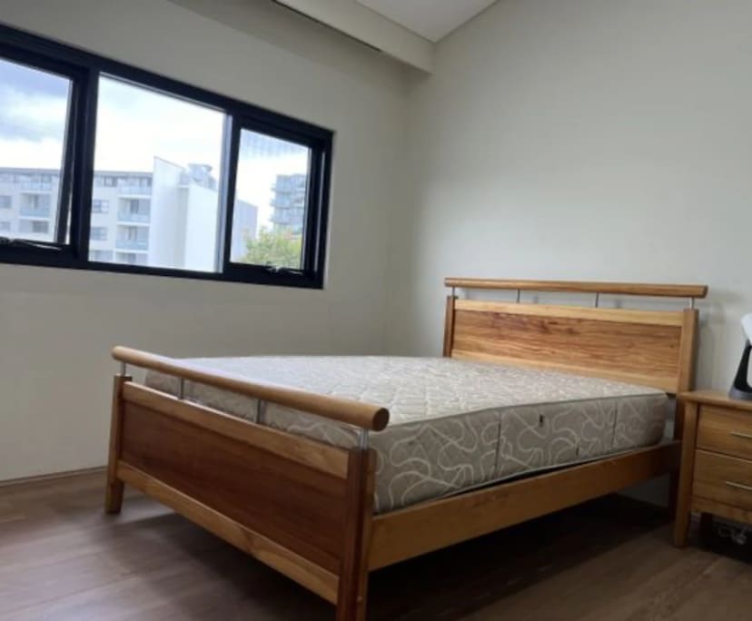 Furnished room in a flatshare