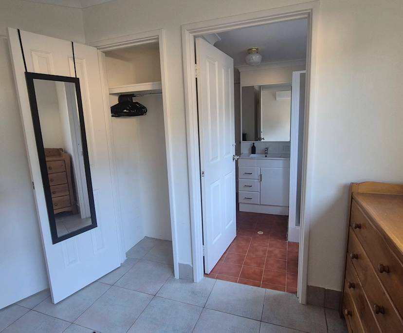 $350, Share-house, 5 bathrooms, Bentley WA 6102