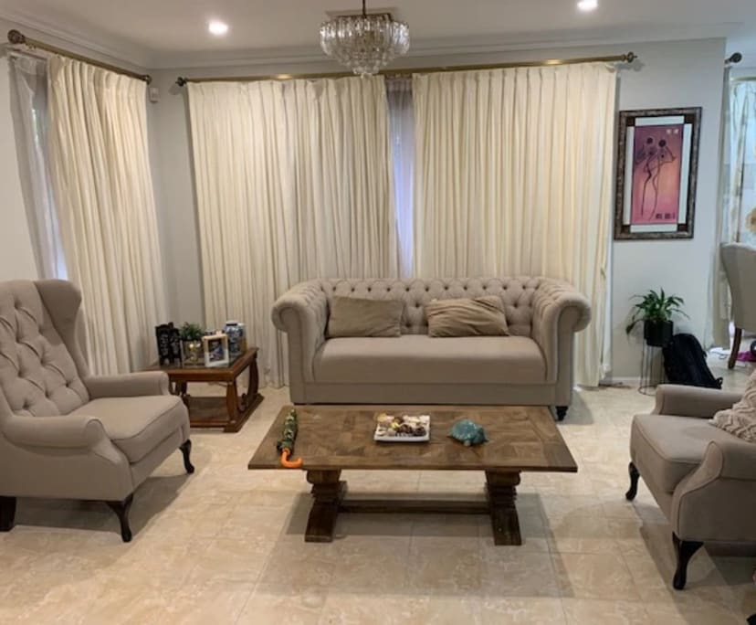 propertyImage