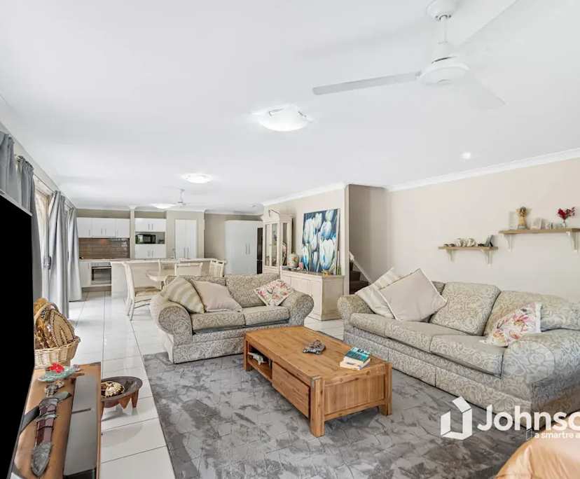 Room in a share house