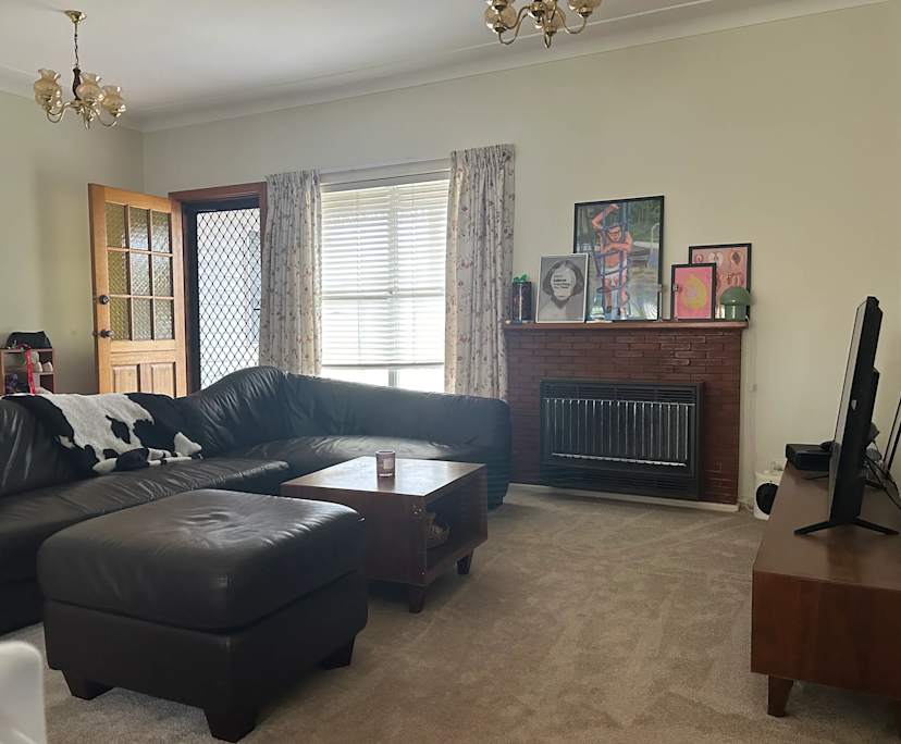 Unfurnished room in a share house